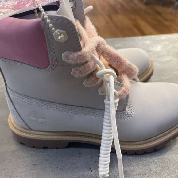 TIMBERLAND WOMEN'S  PREMIUM 6 IN LACE WATERPROOF BOOT NATURAL NUBUCK A2HR8-EX4 - Picture 9 of 10